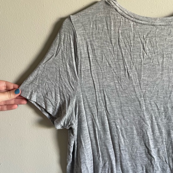 A New Day Grey Scoop Neck Flowy T-Shirt - Picture 3 of 5